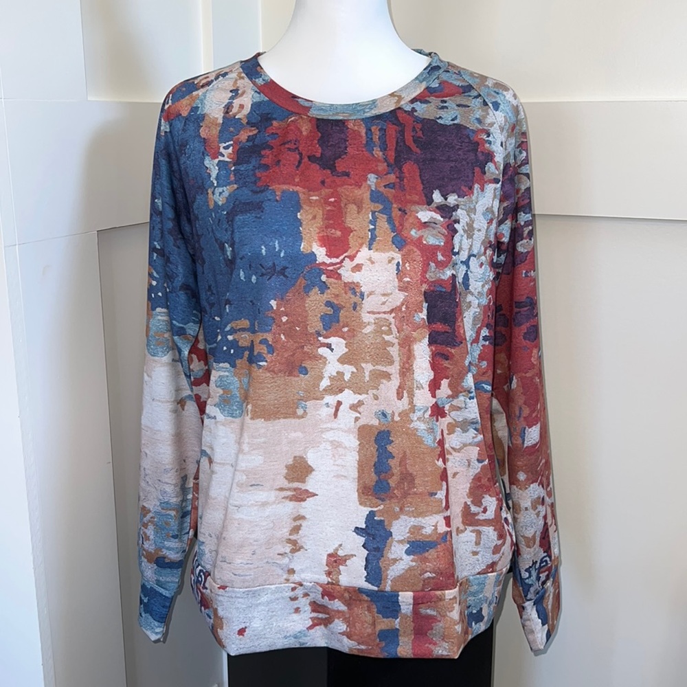 Women’s long sleeve print top